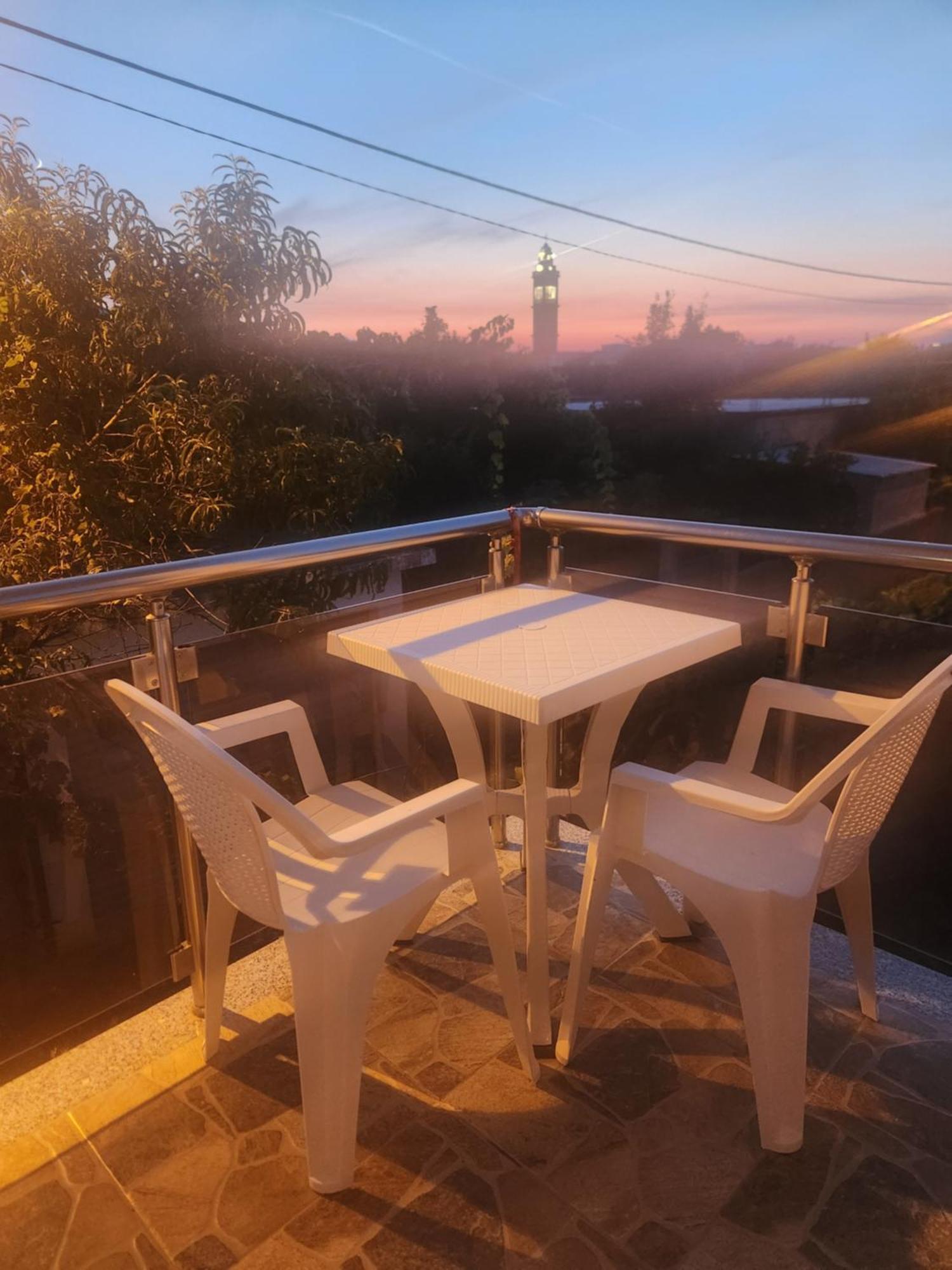 B&B Kroni 1 Shkodra Exterior foto