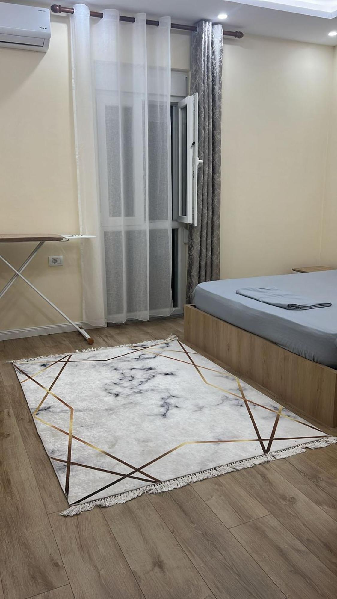 B&B Kroni 1 Shkodra Exterior foto