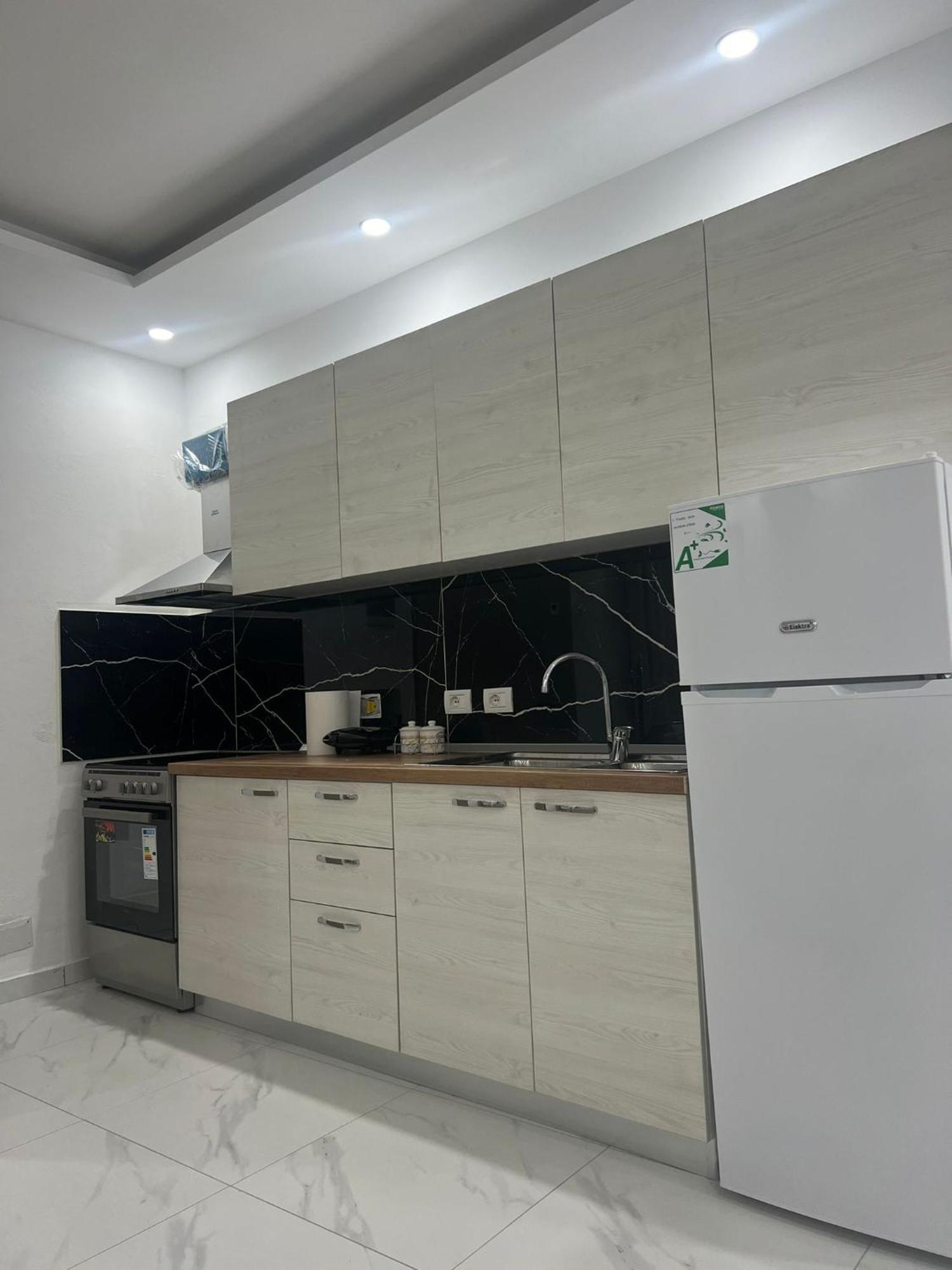 B&B Kroni 1 Shkodra Exterior foto